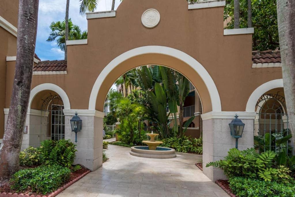 شقة Yacht Club At Aventura 2 Bed 2 Bath Luxurius Cozy Brand New 2020 المظهر الخارجي الصورة