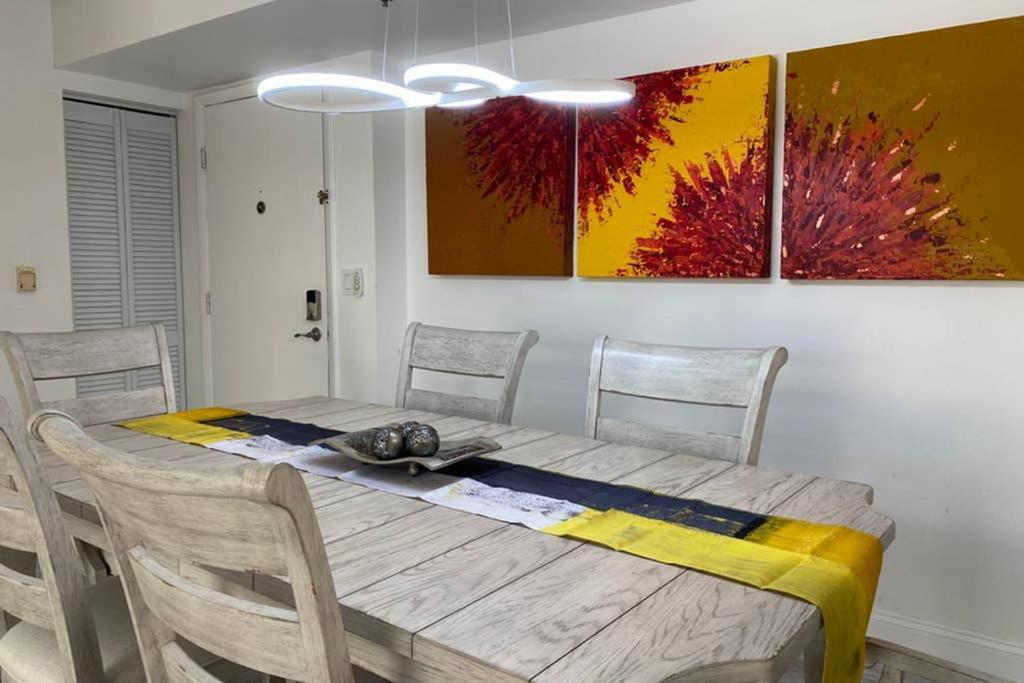شقة Yacht Club At Aventura 2 Bed 2 Bath Luxurius Cozy Brand New 2020 المظهر الخارجي الصورة