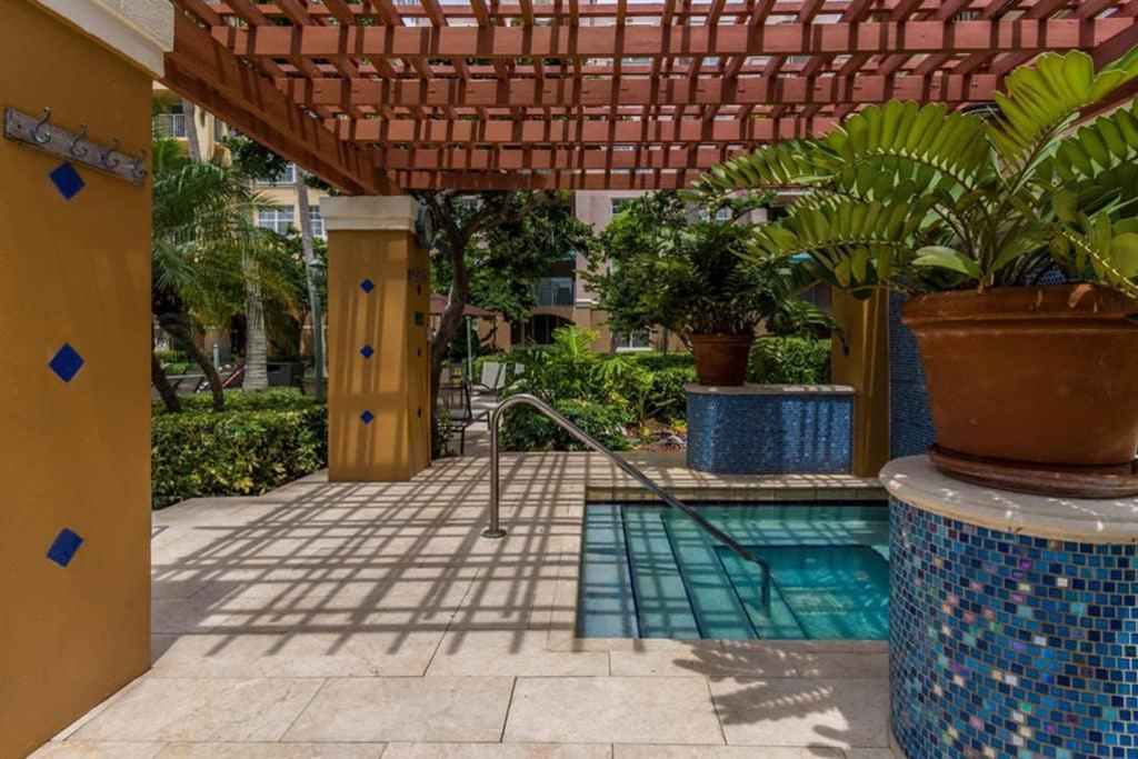 شقة Yacht Club At Aventura 2 Bed 2 Bath Luxurius Cozy Brand New 2020 المظهر الخارجي الصورة