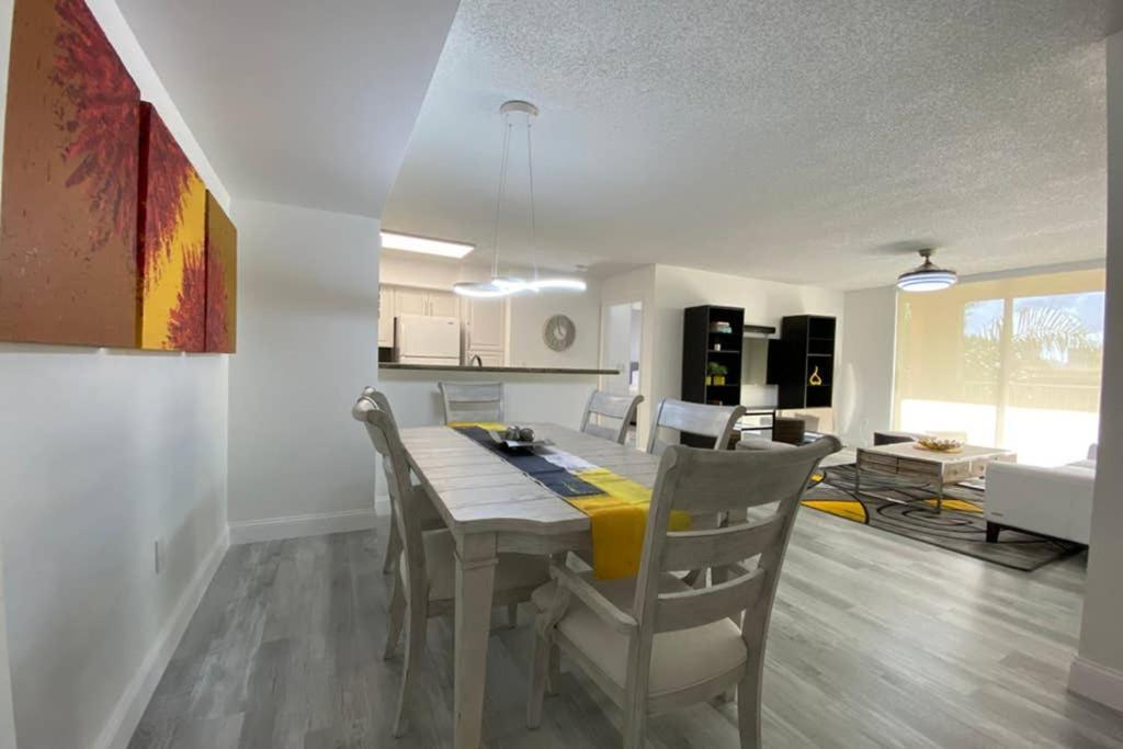 شقة Yacht Club At Aventura 2 Bed 2 Bath Luxurius Cozy Brand New 2020 المظهر الخارجي الصورة