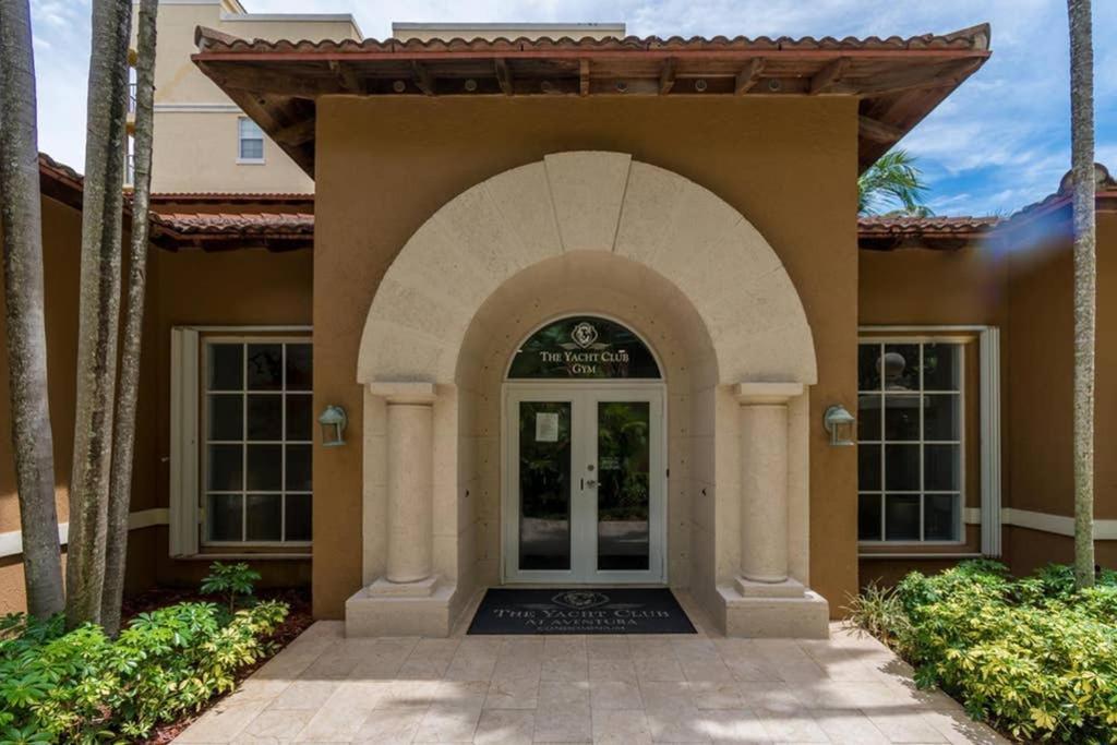 شقة Yacht Club At Aventura 2 Bed 2 Bath Luxurius Cozy Brand New 2020 المظهر الخارجي الصورة